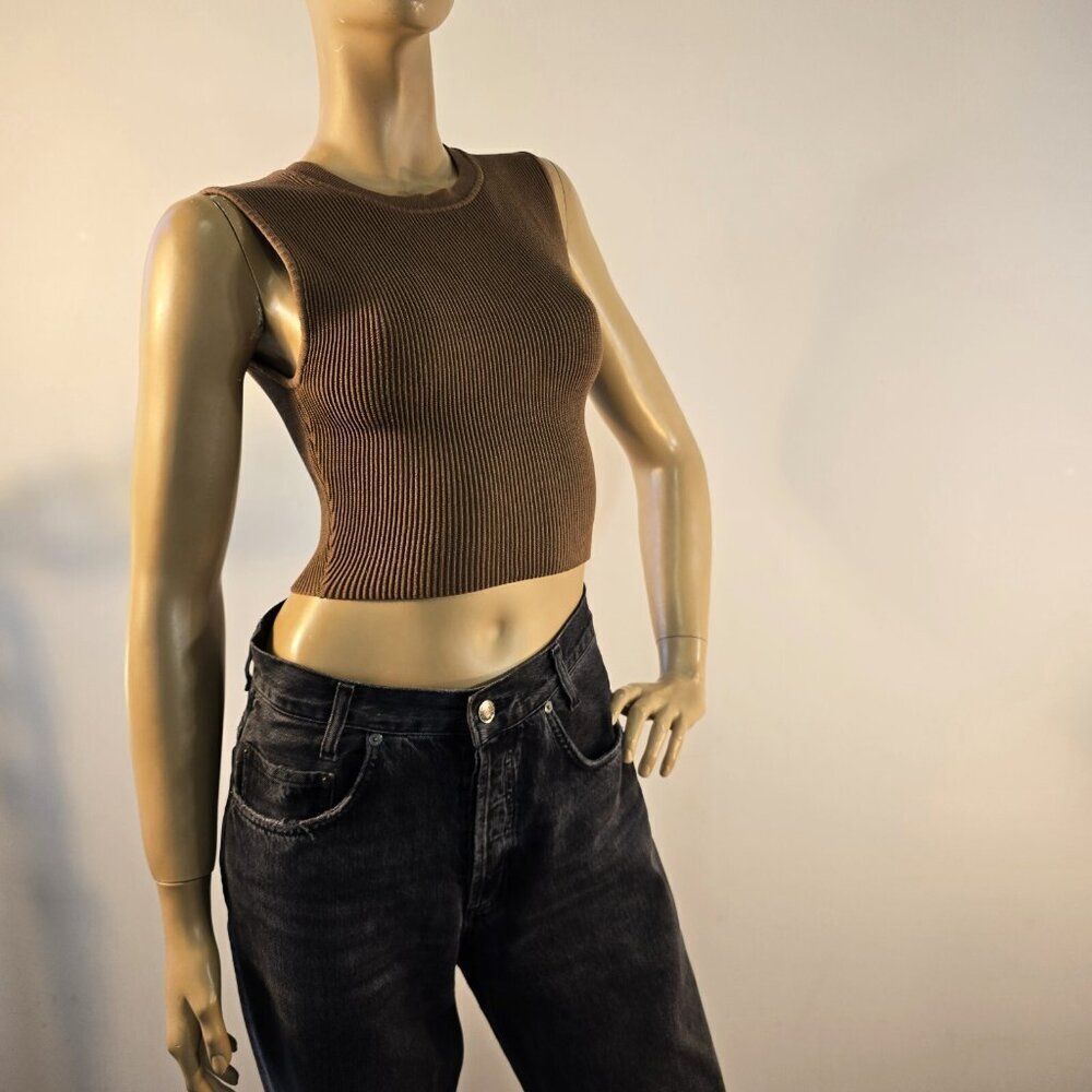 Babaton Aritzia Sculpt Ribbed Knit Cropped Sleeveless Tank Top Brown Size Small - Picture 3 of 6